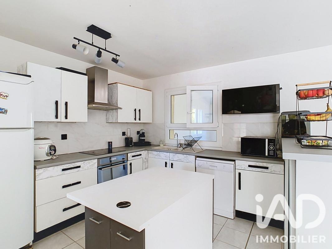 Maison 4 Pièce(s) Étoges - Photo 3
