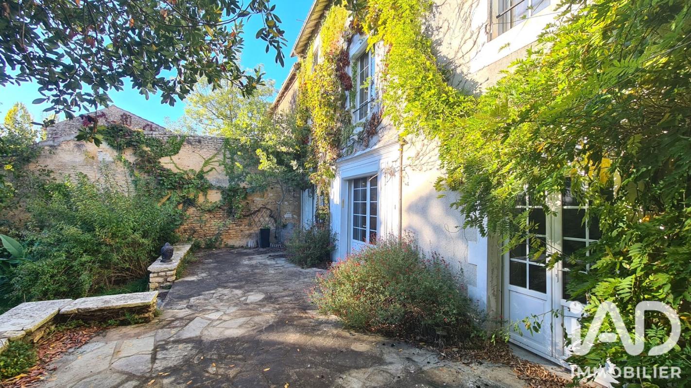 Maison 12 Pièce(s) Vouillé