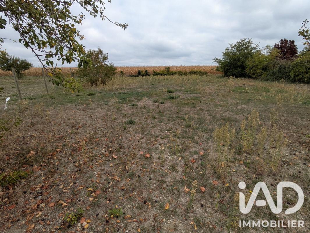 Terrain  Beaufort-en-Anjou - Photo 1