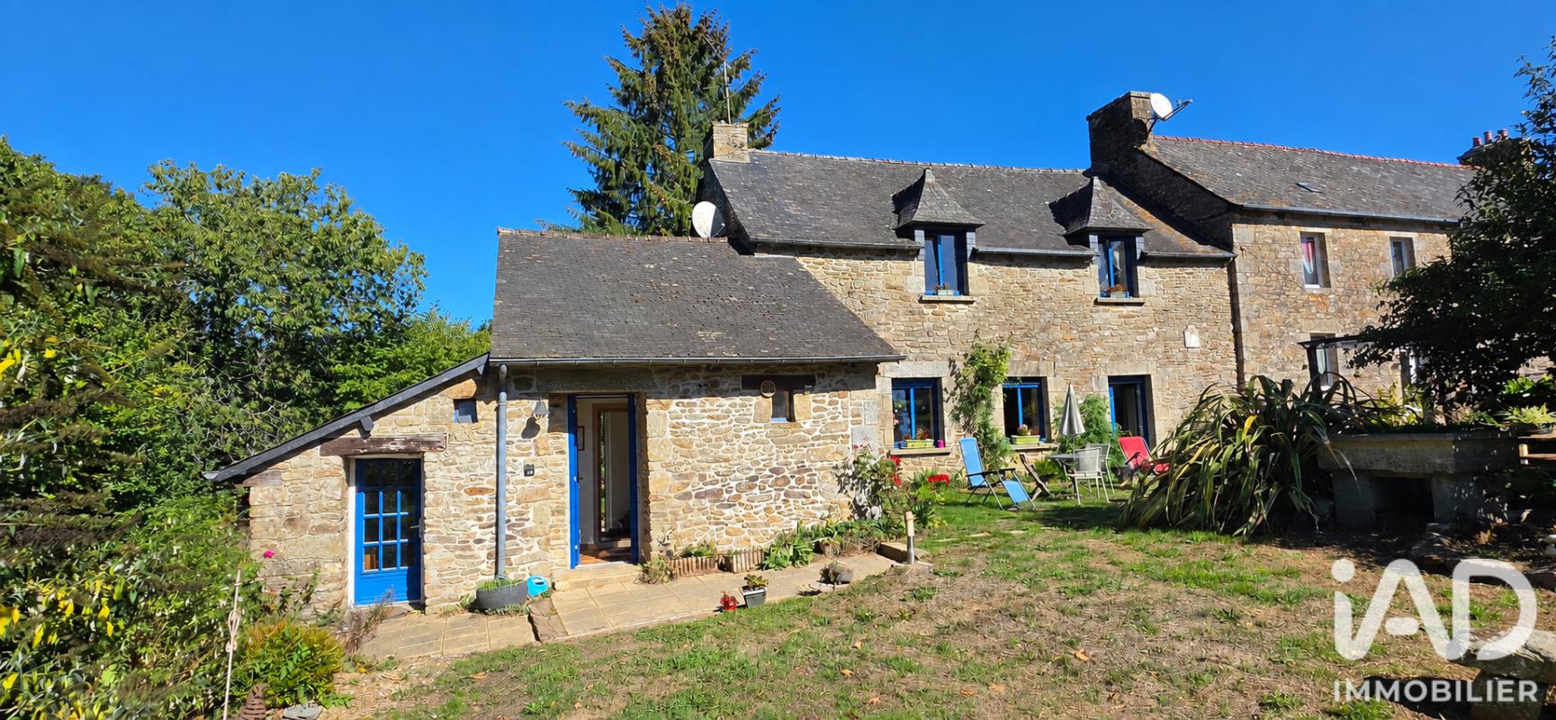 Maison longère 5 Pièce(s) Le Mené