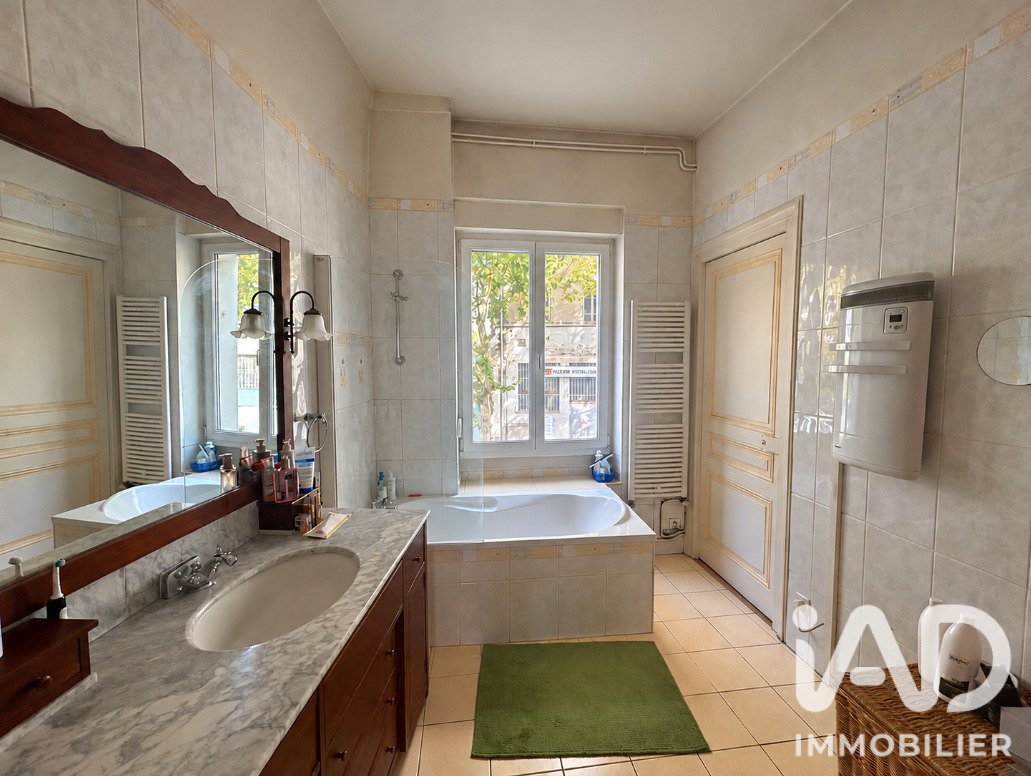 Appartement 5 Pièce(s) Villeurbanne - Photo 9
