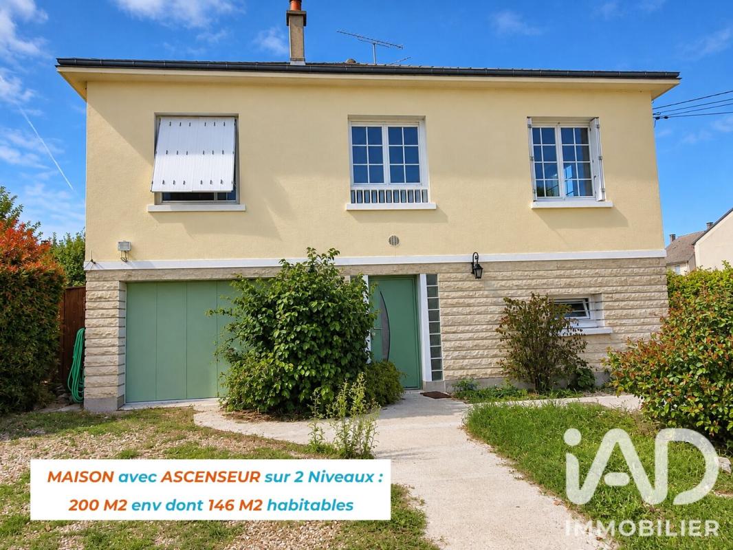 Maison 7 Pièce(s) Joué-lès-Tours