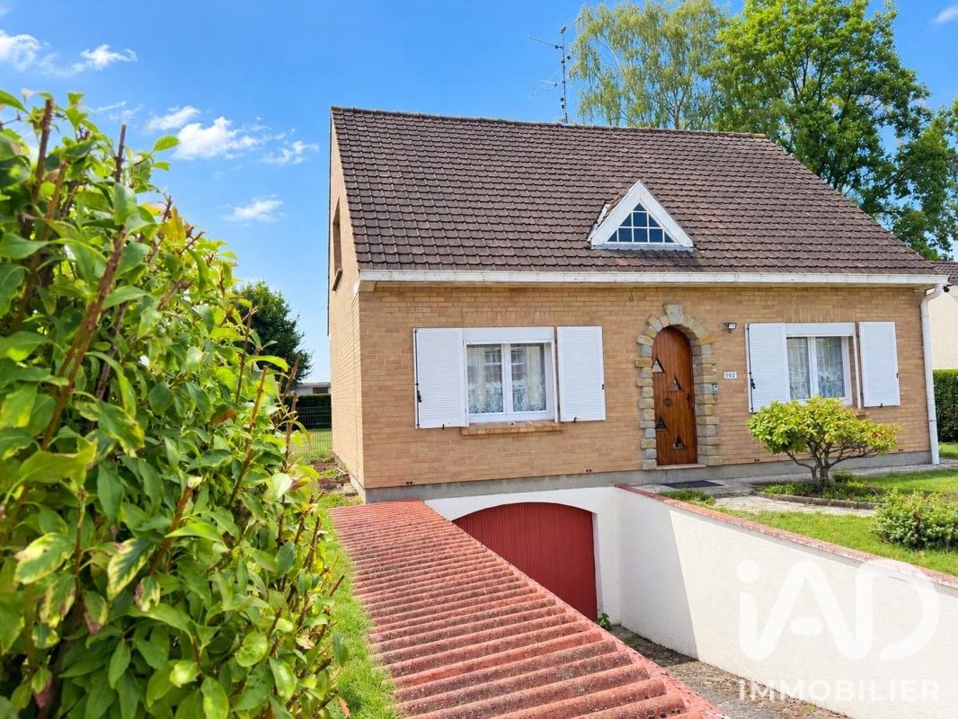Maison 4 Pièce(s) Monchecourt