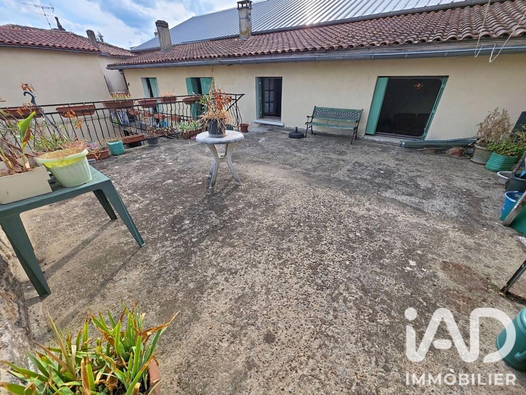 Immeuble  Chazelles - Photo 21