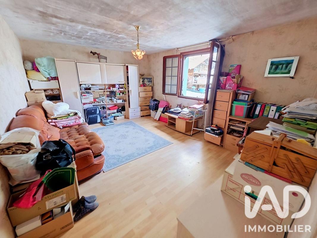 Immeuble  Chazelles - Photo 24