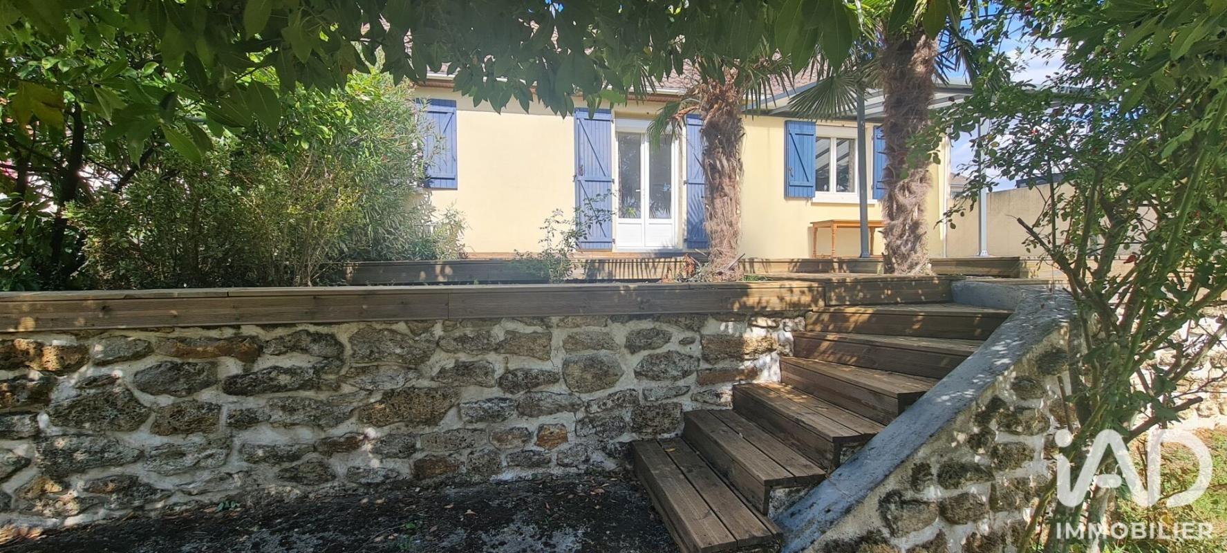 Maison 5 Pièce(s) Dampmart