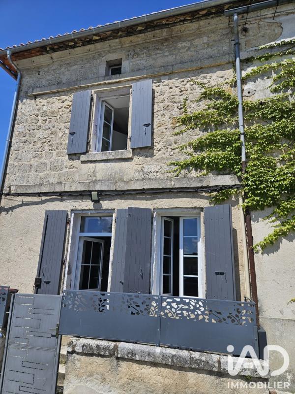 Maison de ville 4 Pièce(s) La Couronne