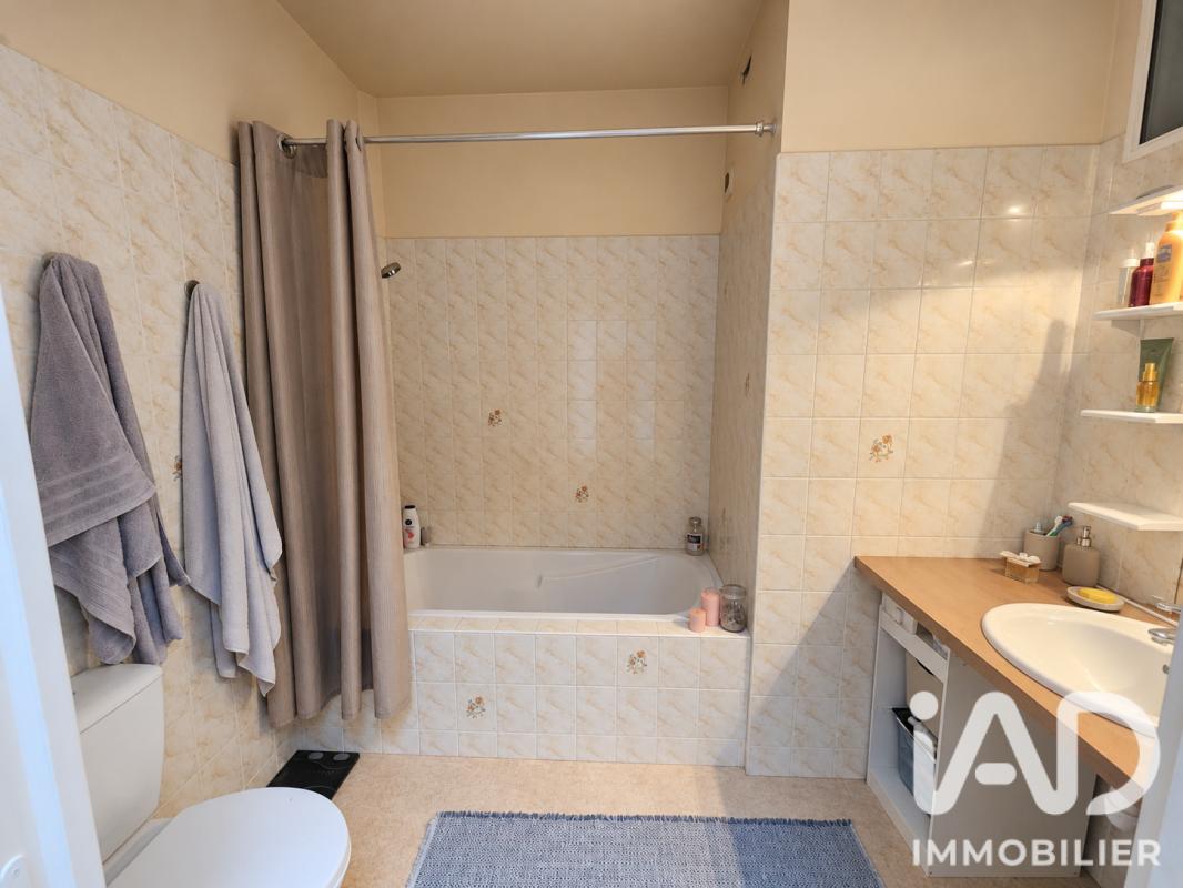 Appartement 2 Pièce(s) La Chapelle-des-Fougeretz - Photo 11
