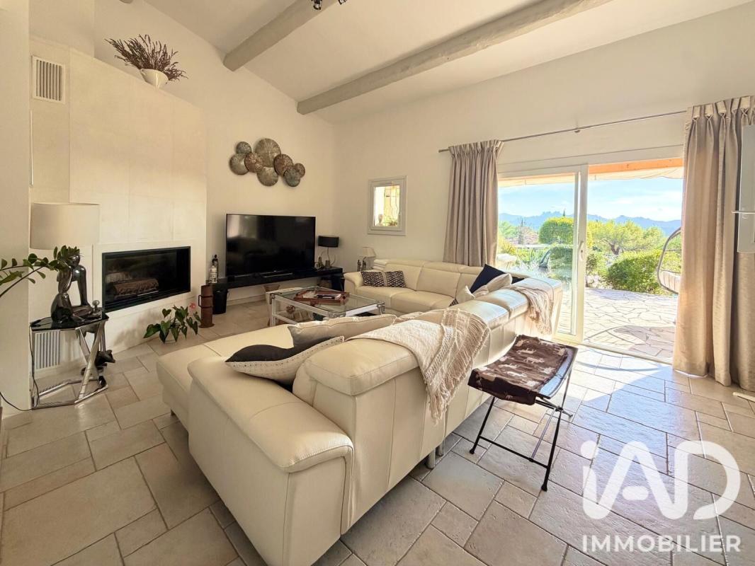 Maison 7 Pièce(s) Roquebrune-sur-Argens - Photo 4