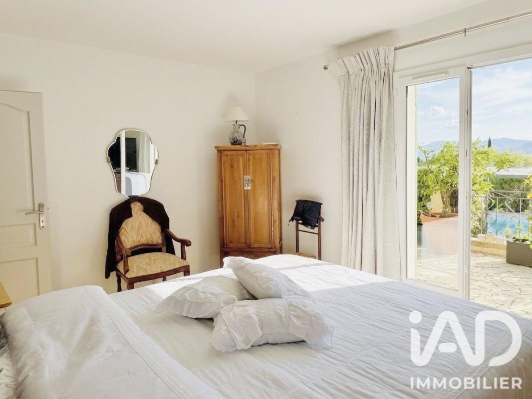 Maison 7 Pièce(s) Roquebrune-sur-Argens - Photo 9
