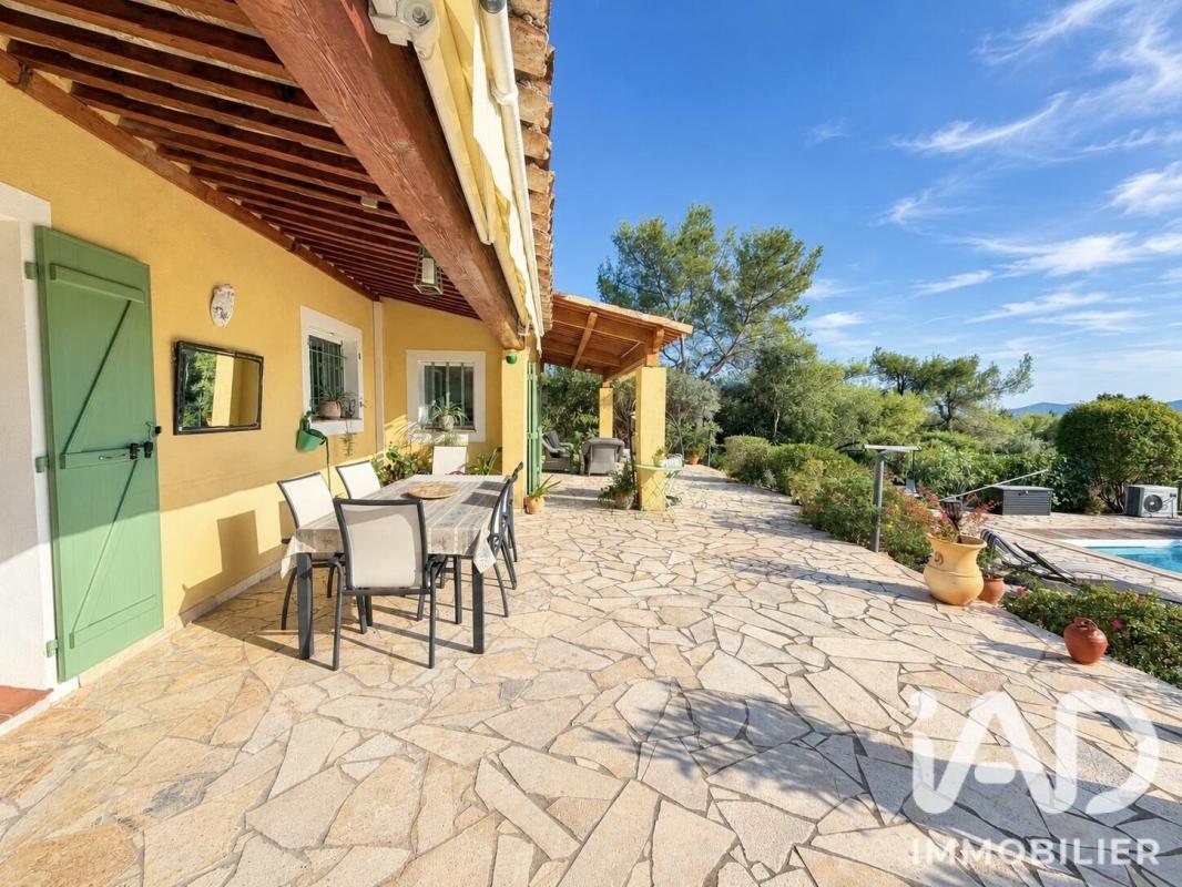Maison 7 Pièce(s) Roquebrune-sur-Argens - Photo 23