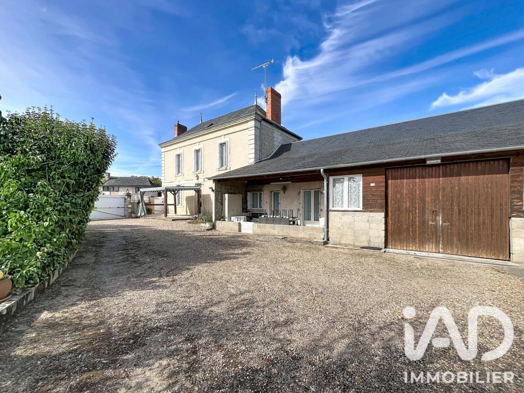 Maison 8 Pièce(s) Saint-Gervais-les-Trois-Clochers - Photo 2
