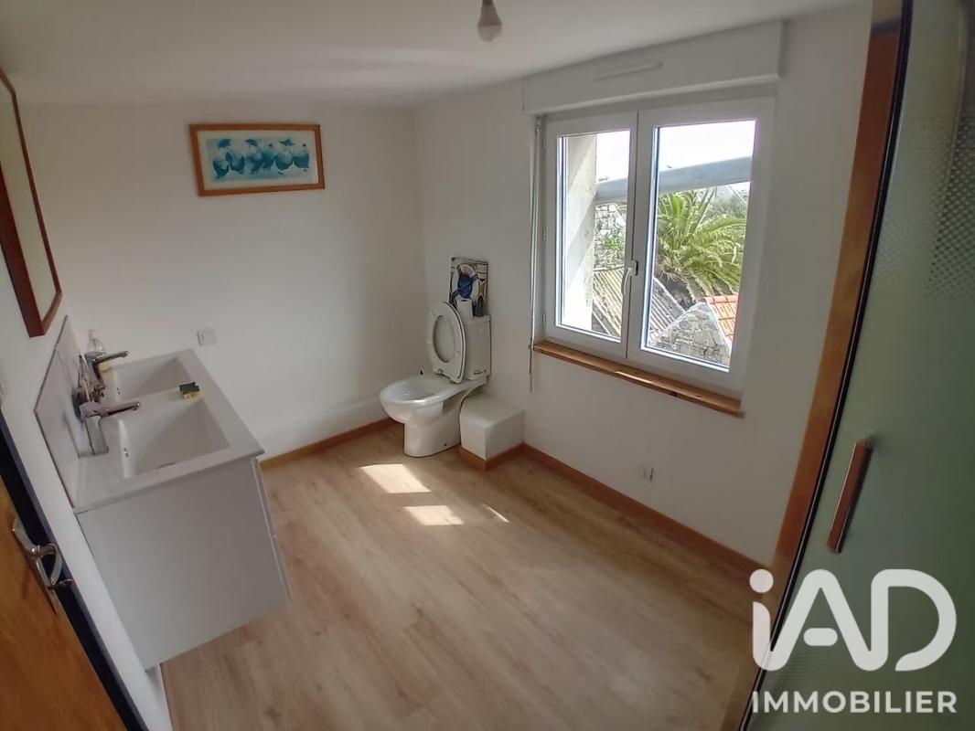 Maison 8 Pièce(s) Plogoff - Photo 14