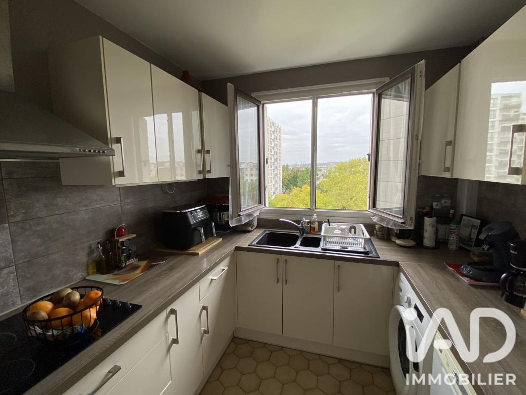 Appartement 4 Pièce(s) Neuilly-sur-Marne