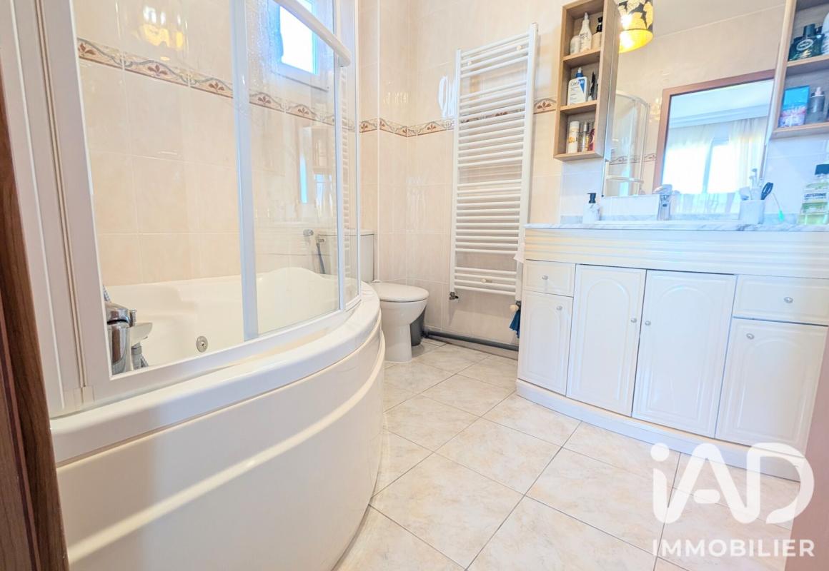 Maison 11 Pièce(s) Cormontreuil - Photo 23