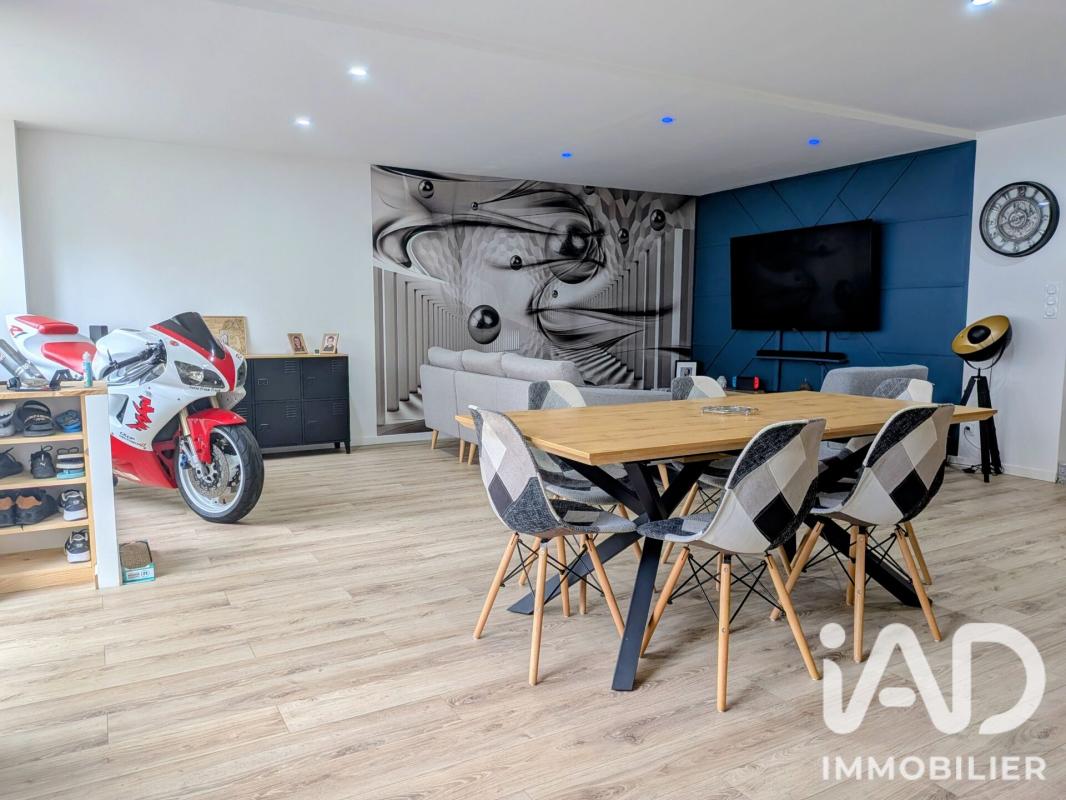 Maison 8 Pièce(s) Montours - Photo 2