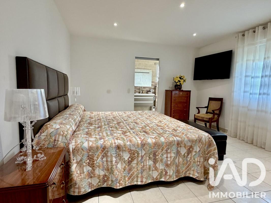 Maison 7 Pièce(s) Saint-Martin-de-Valgalgues - Photo 12