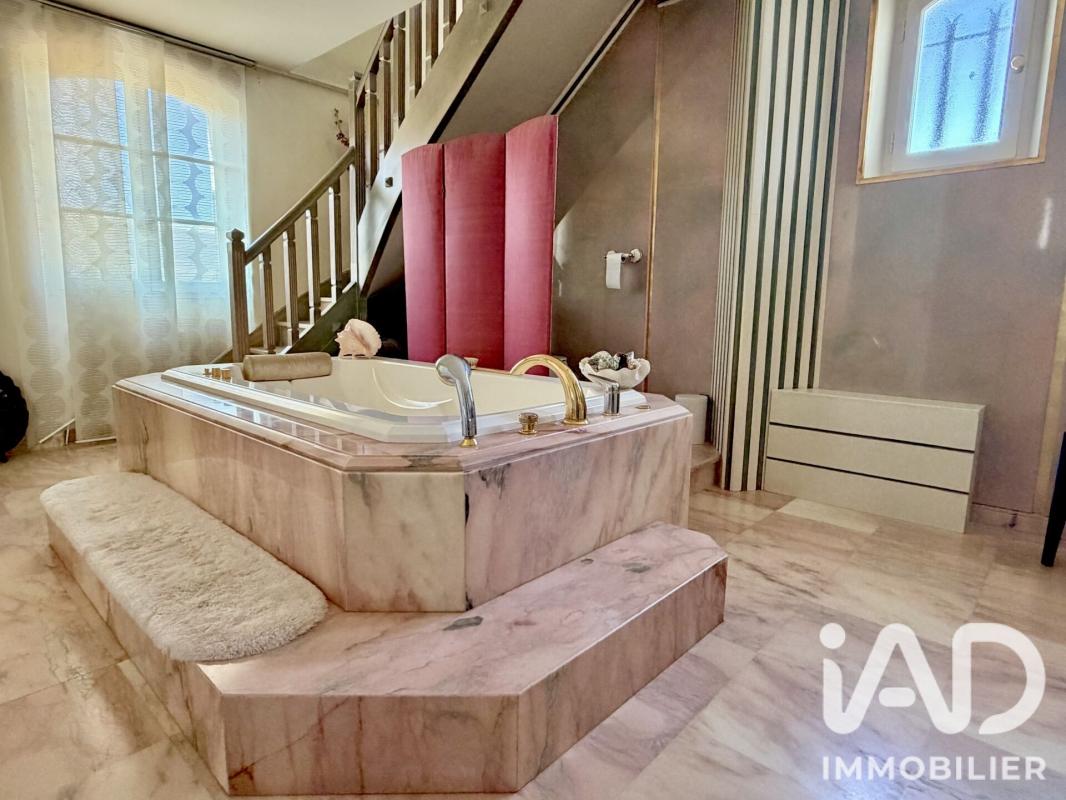 Maison 7 Pièce(s) Saint-Martin-de-Valgalgues - Photo 21