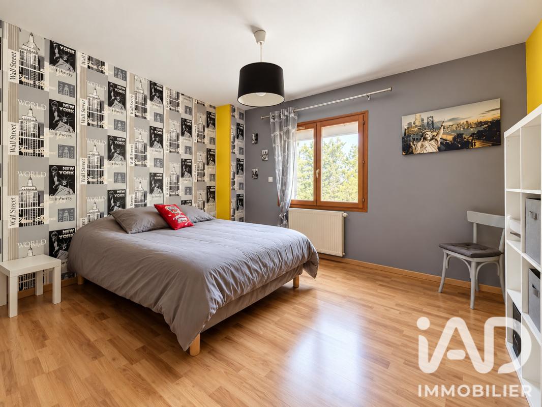 Maison 8 Pièce(s) Saint-Jean-de-Maruéjols-et-Avéjan - Photo 16