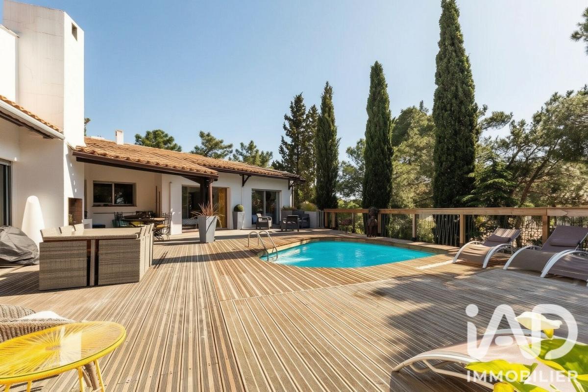 Maison 7 Pièce(s) Le Cap D Agde - Photo 2