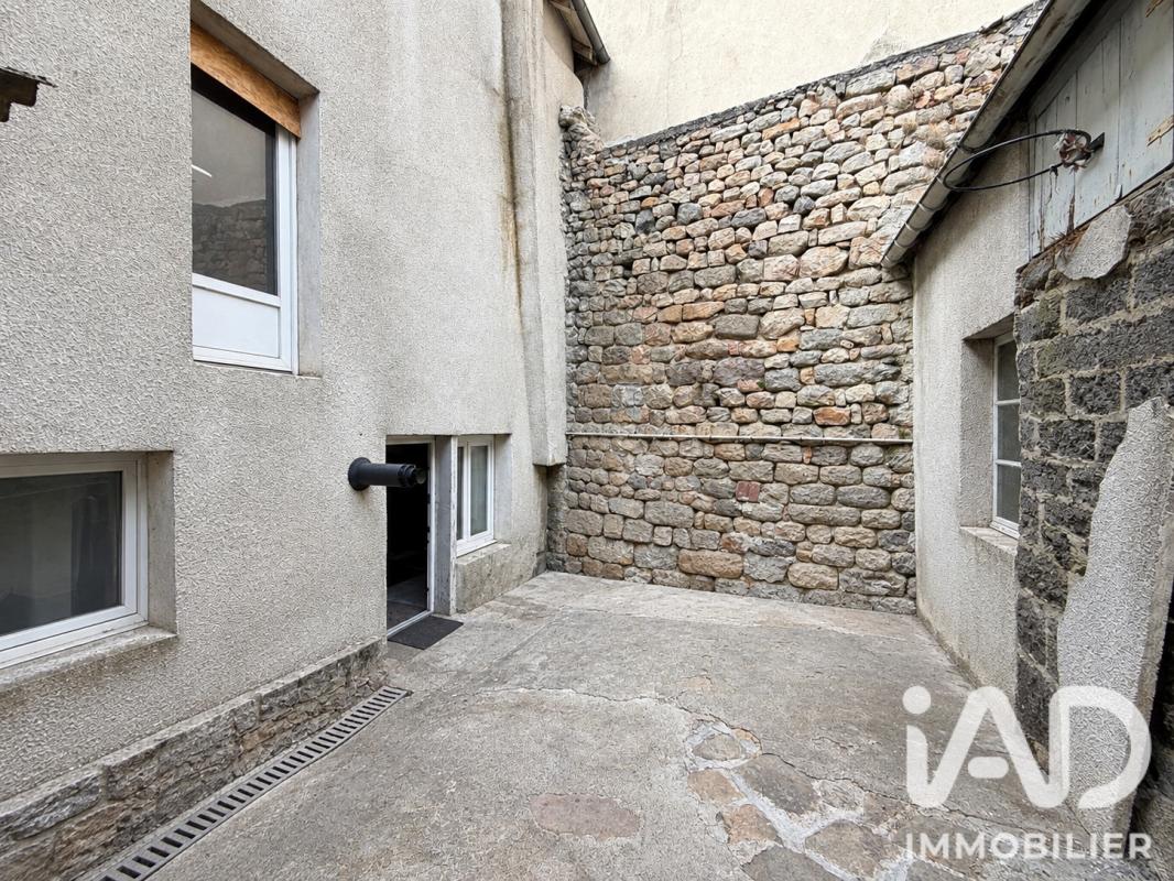 Maison 6 Pièce(s) Saint-Chély-d'Apcher - Photo 2