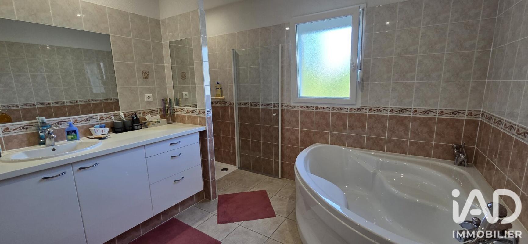Maison 5 Pièce(s) Saint-Maigrin - Photo 16