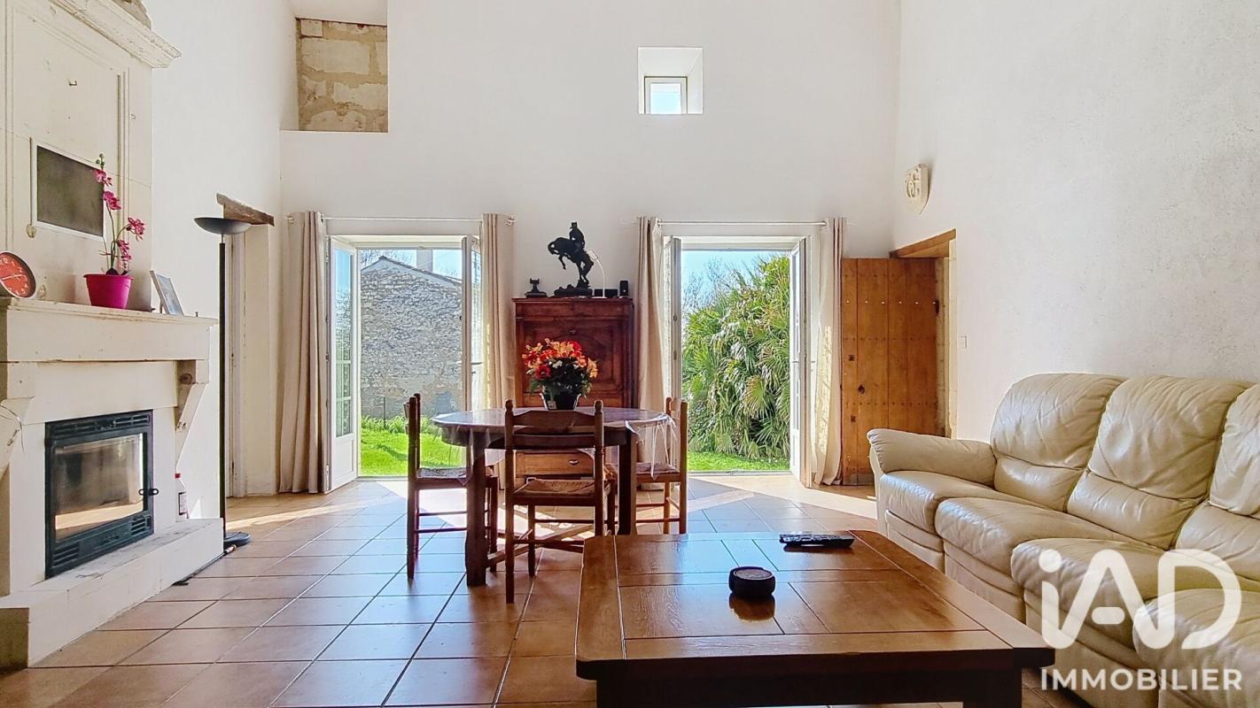 Maison 6 Pièce(s) Saint-Dizant-du-Gua - Photo 12