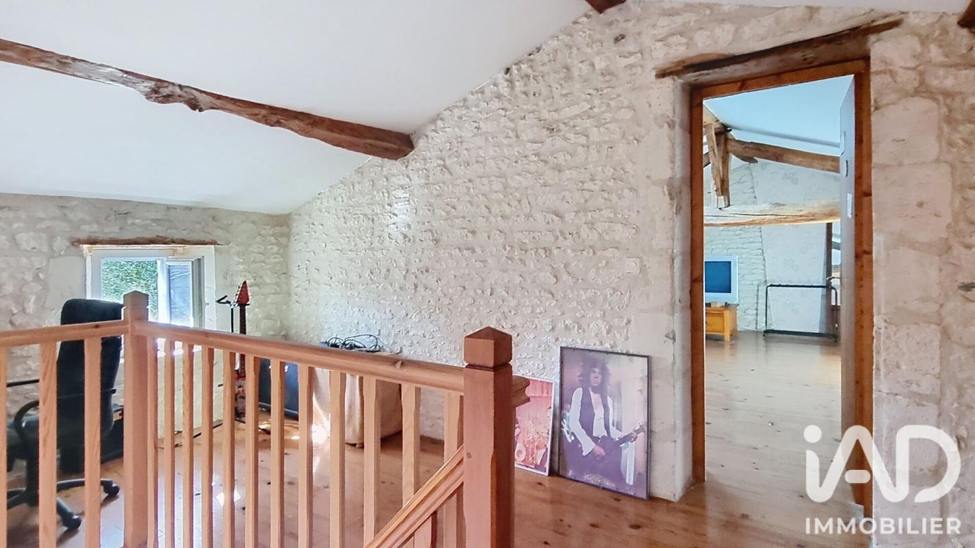 Maison 6 Pièce(s) Saint-Dizant-du-Gua - Photo 19