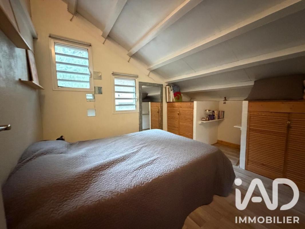 Maison 8 Pièce(s) Saint-Paul - Photo 7