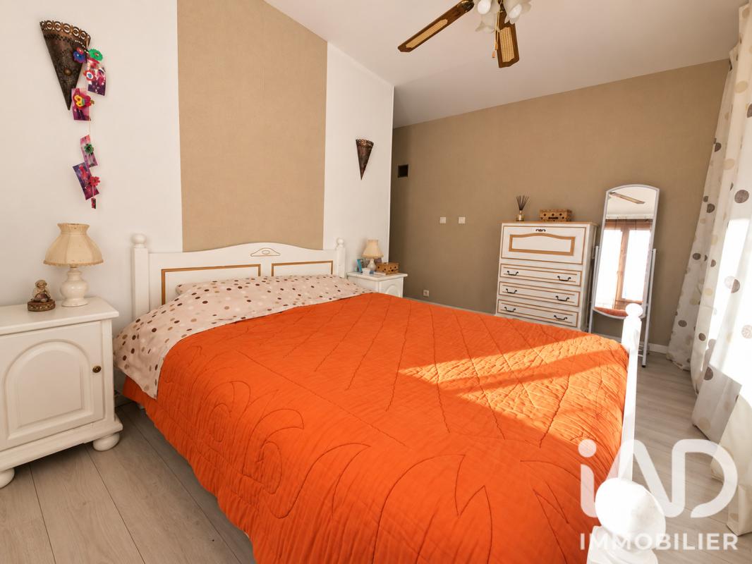 Maison 8 Pièce(s) Cressin-Rochefort - Photo 10