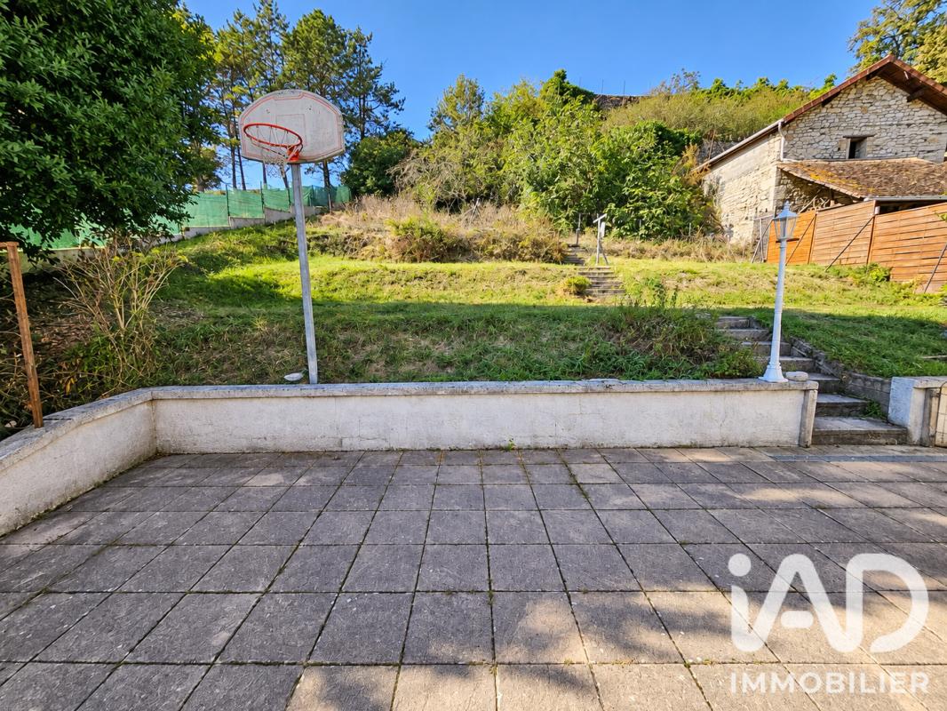 Maison 8 Pièce(s) Cressin-Rochefort - Photo 20