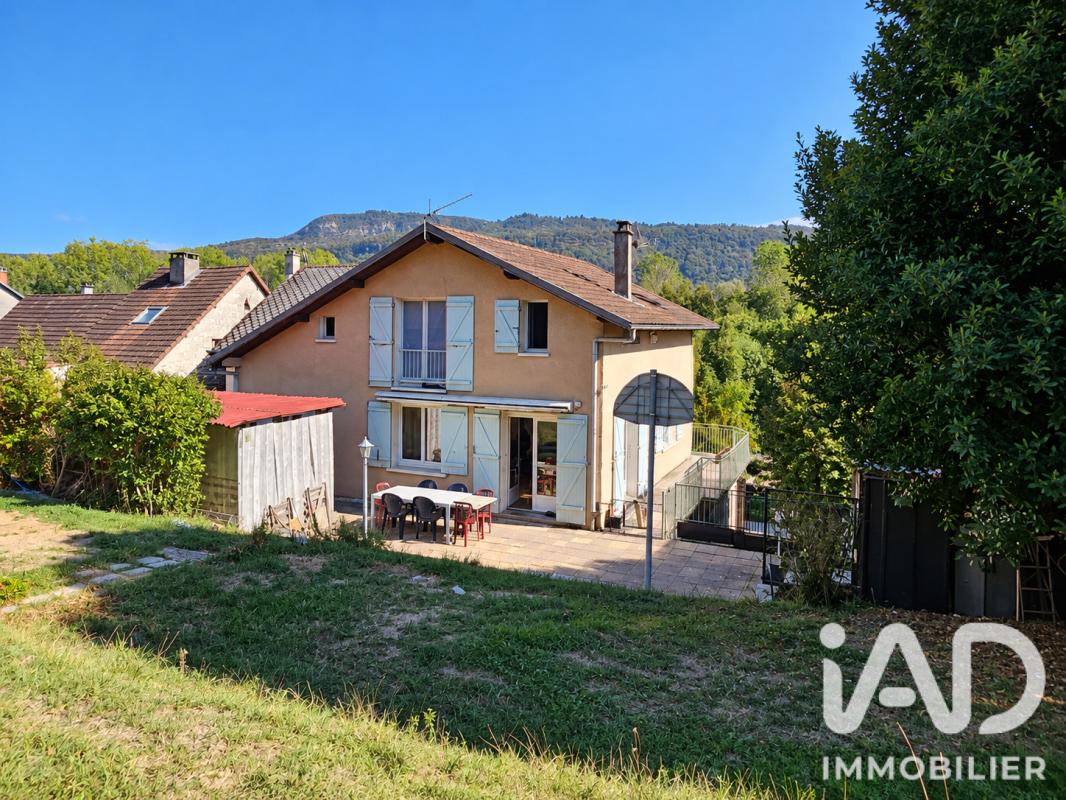 Maison 8 Pièce(s) Cressin-Rochefort - Photo 23