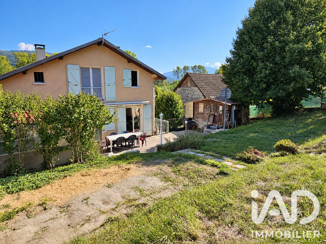 Maison 8 Pièce(s) Cressin-Rochefort - Photo 24