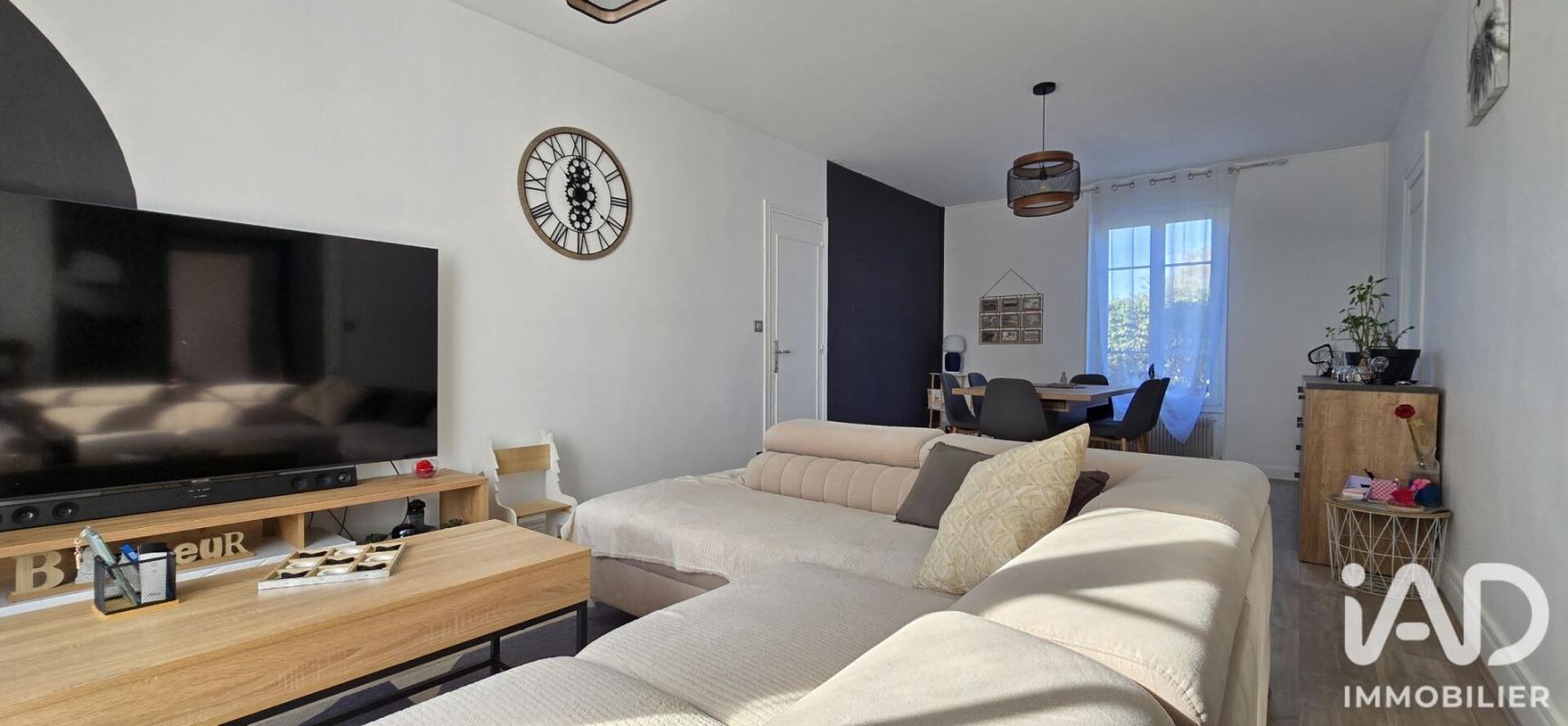 Maison 6 Pièce(s) Saint-Amand-Montrond - Photo 4