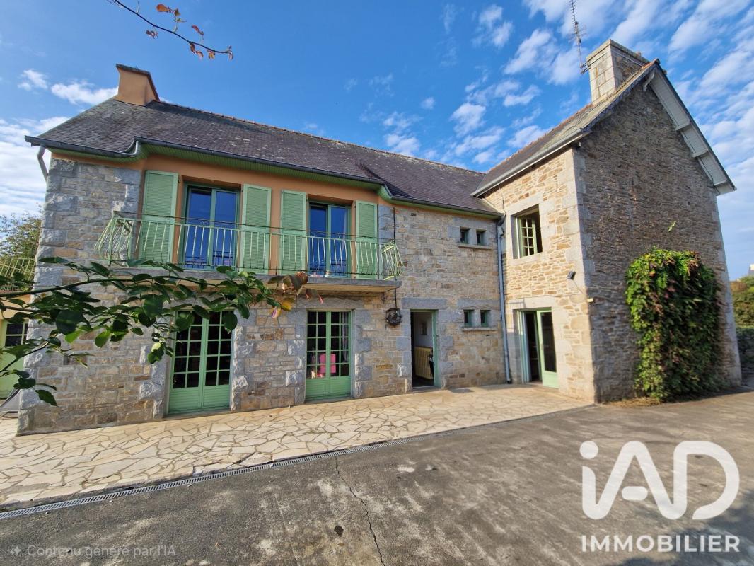 Maison 11 Pièce(s) Le Mené - Photo 1