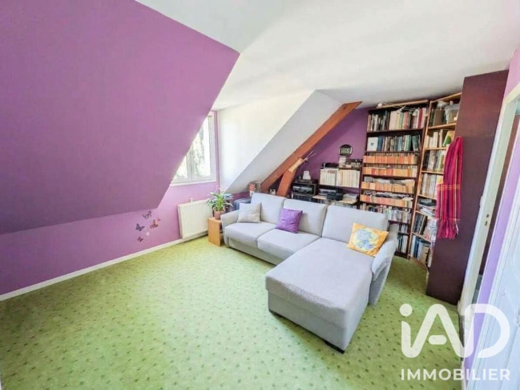 Maison 8 Pièce(s) Bussy-Saint-Georges - Photo 11