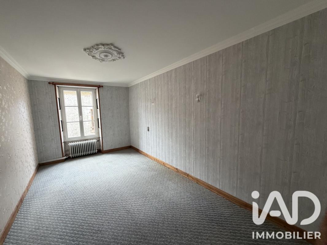 Maison 6 Pièce(s) Saint-Maixent-de-Beugné - Photo 12