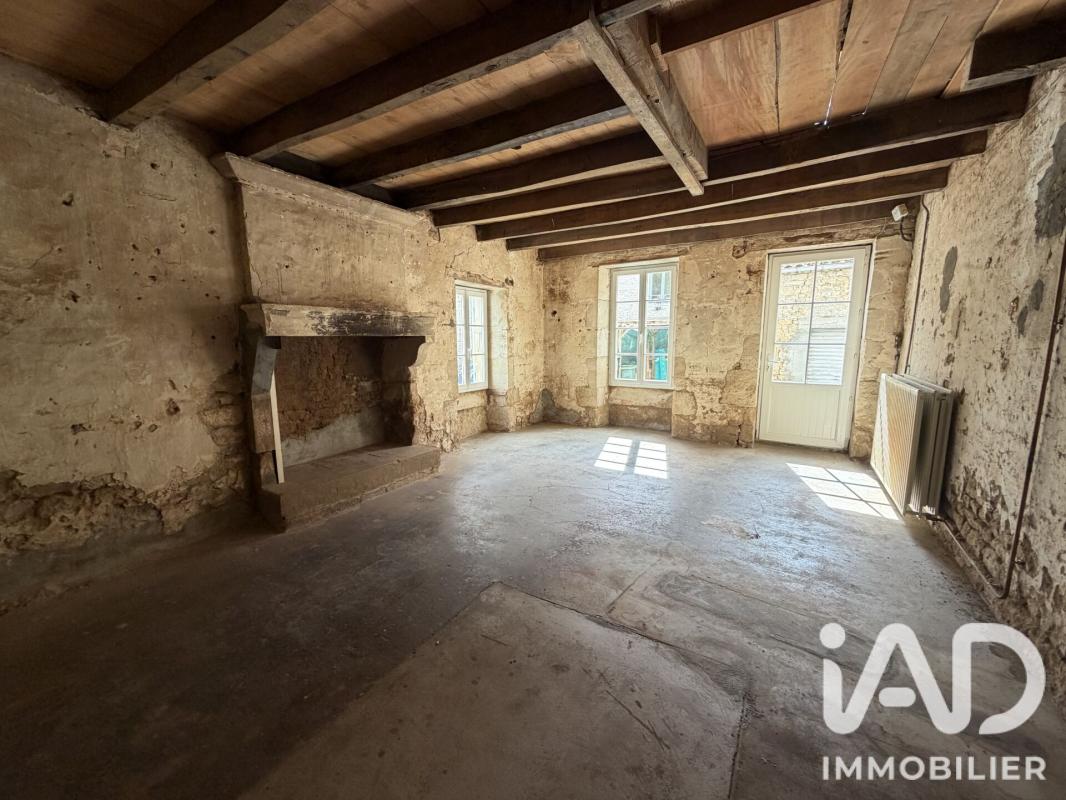 Maison 6 Pièce(s) Saint-Maixent-de-Beugné - Photo 17