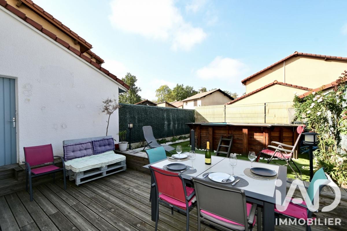 Maison 5 Pièce(s) Saint-Bonnet-de-Mure - Photo 8