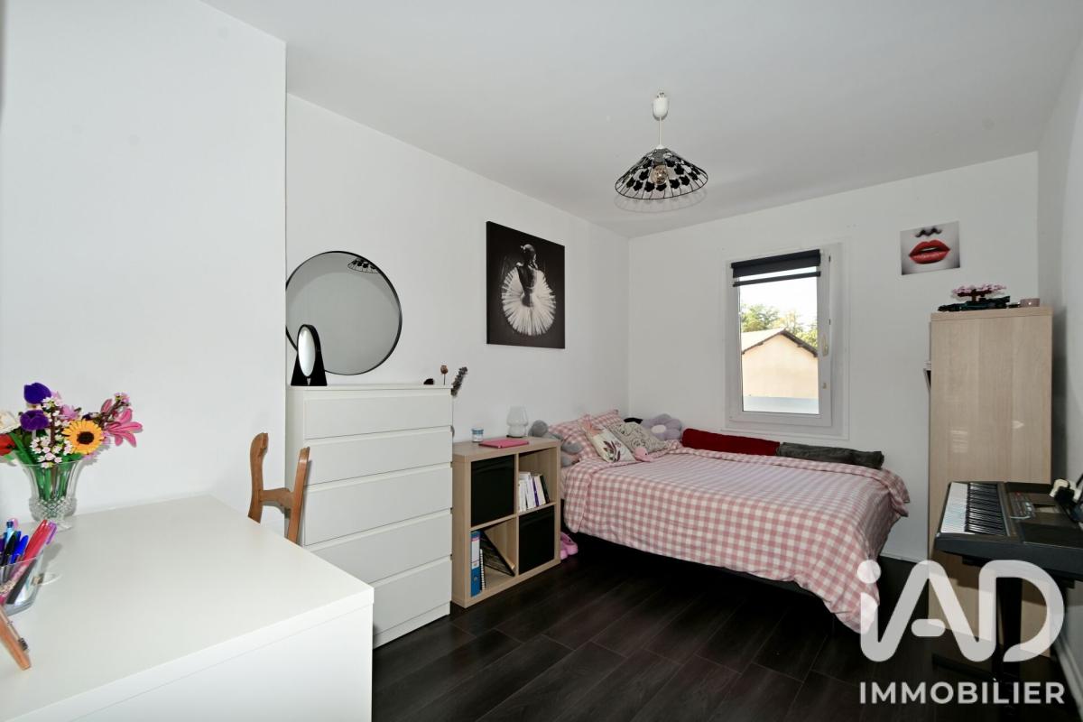 Maison 5 Pièce(s) Saint-Bonnet-de-Mure - Photo 13