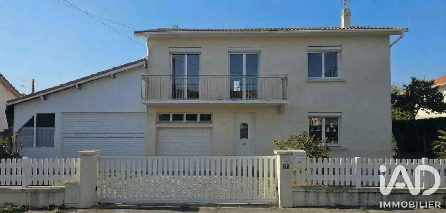 Maison 5 Pièce(s) Bressuire - Photo 1