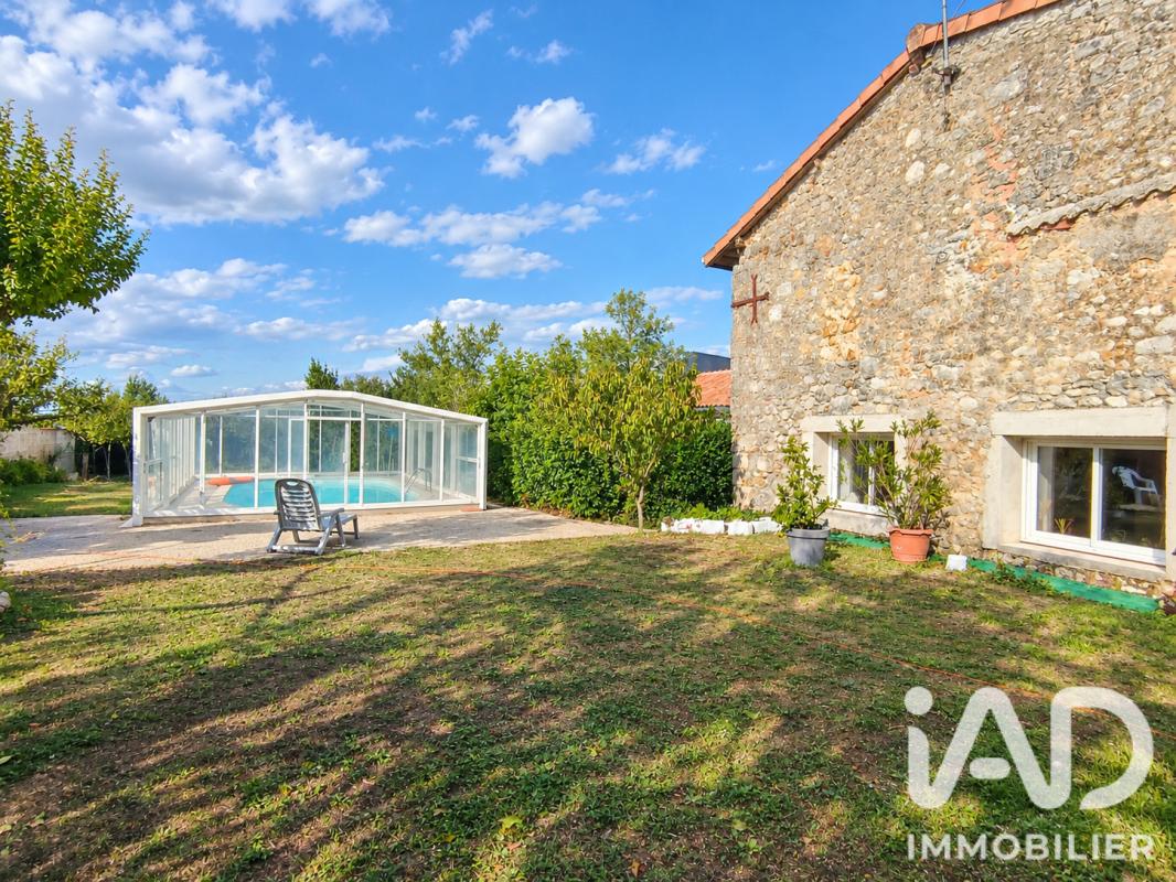 Maison 7 Pièce(s) Parcoul-Chenaud