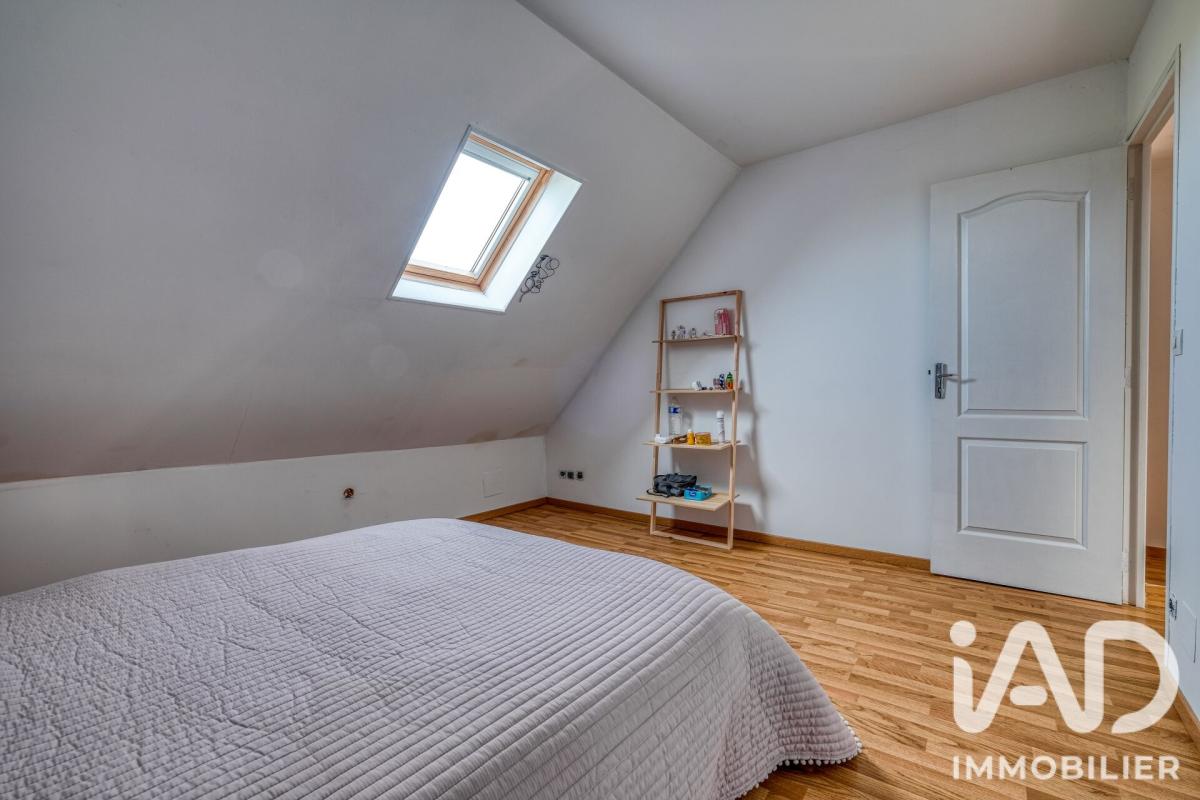 Maison 6 Pièce(s) Villiers-Saint-Georges - Photo 8