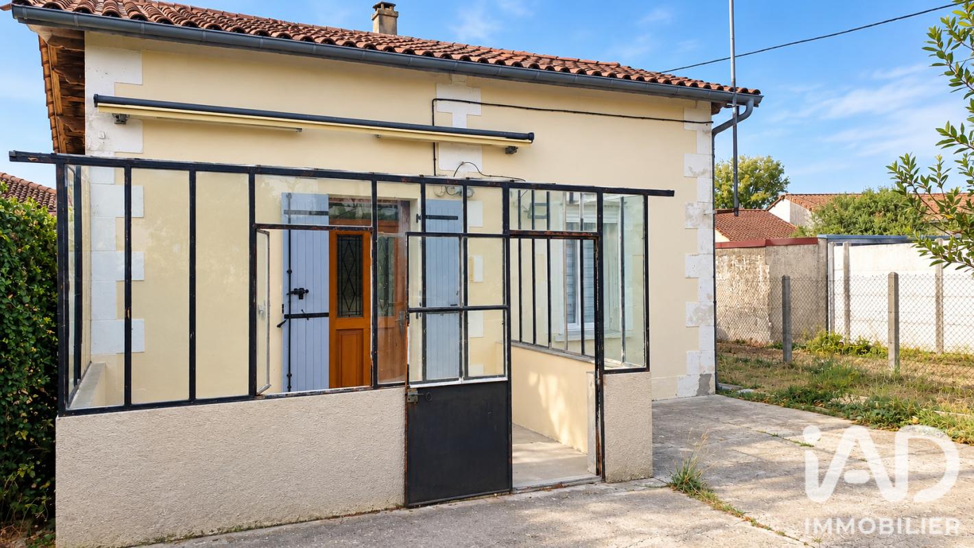 Maison 4 Pièce(s) Les Églisottes-et-Chalaures - Photo 2
