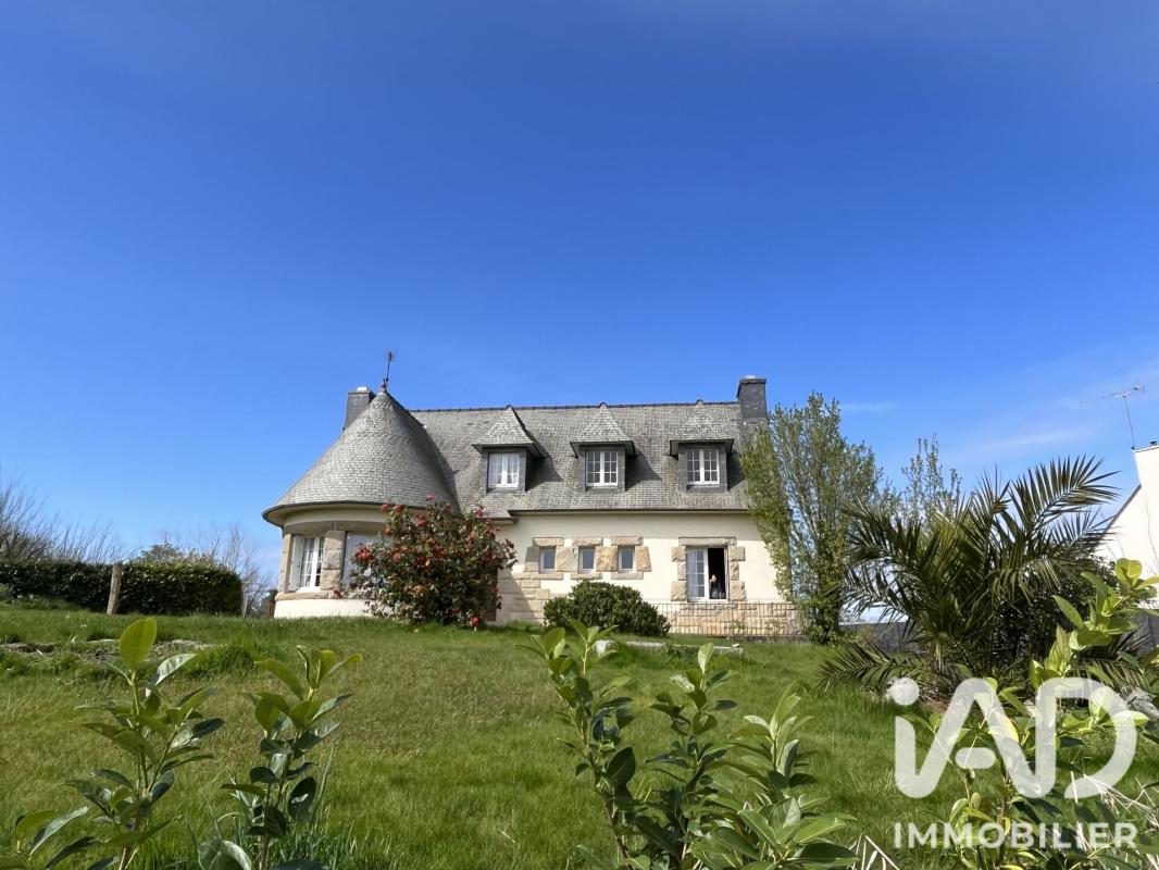 Maison 6 Pièce(s) Plouëc-du-Trieux - Photo 2