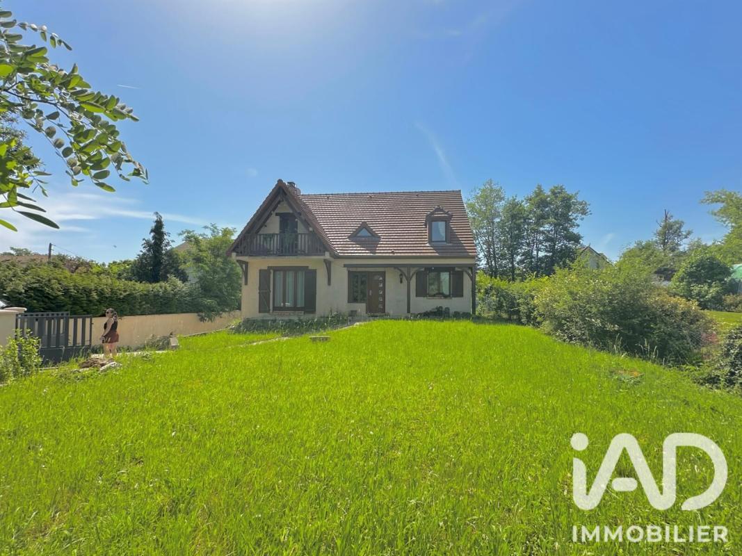 Maison 6 Pièce(s) La Ville-du-Bois