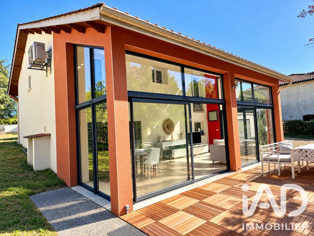 Maison 6 Pièce(s) Boutiers-Saint-Trojan - Photo 2