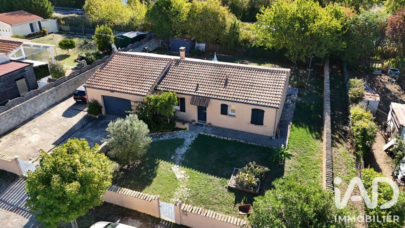 Maison de village 4 Pièce(s) Saint-Yrieix-sur-Charente