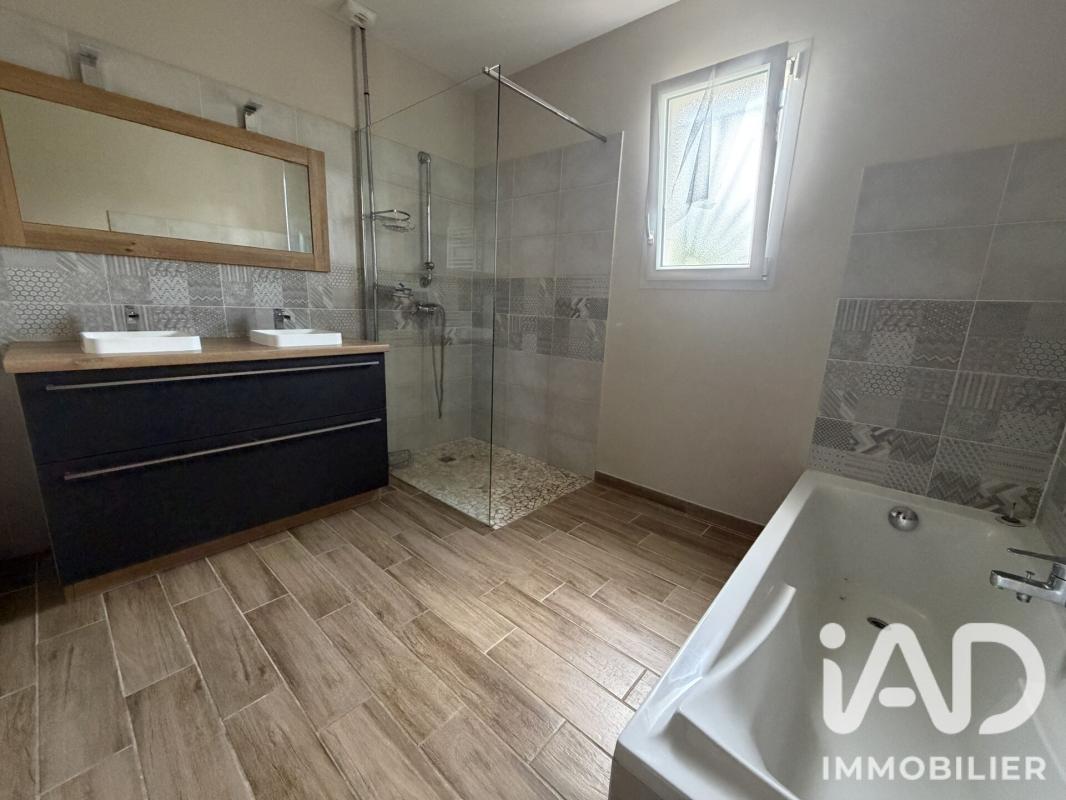 Maison 7 Pièce(s) Lalevade-d'Ardèche - Photo 9