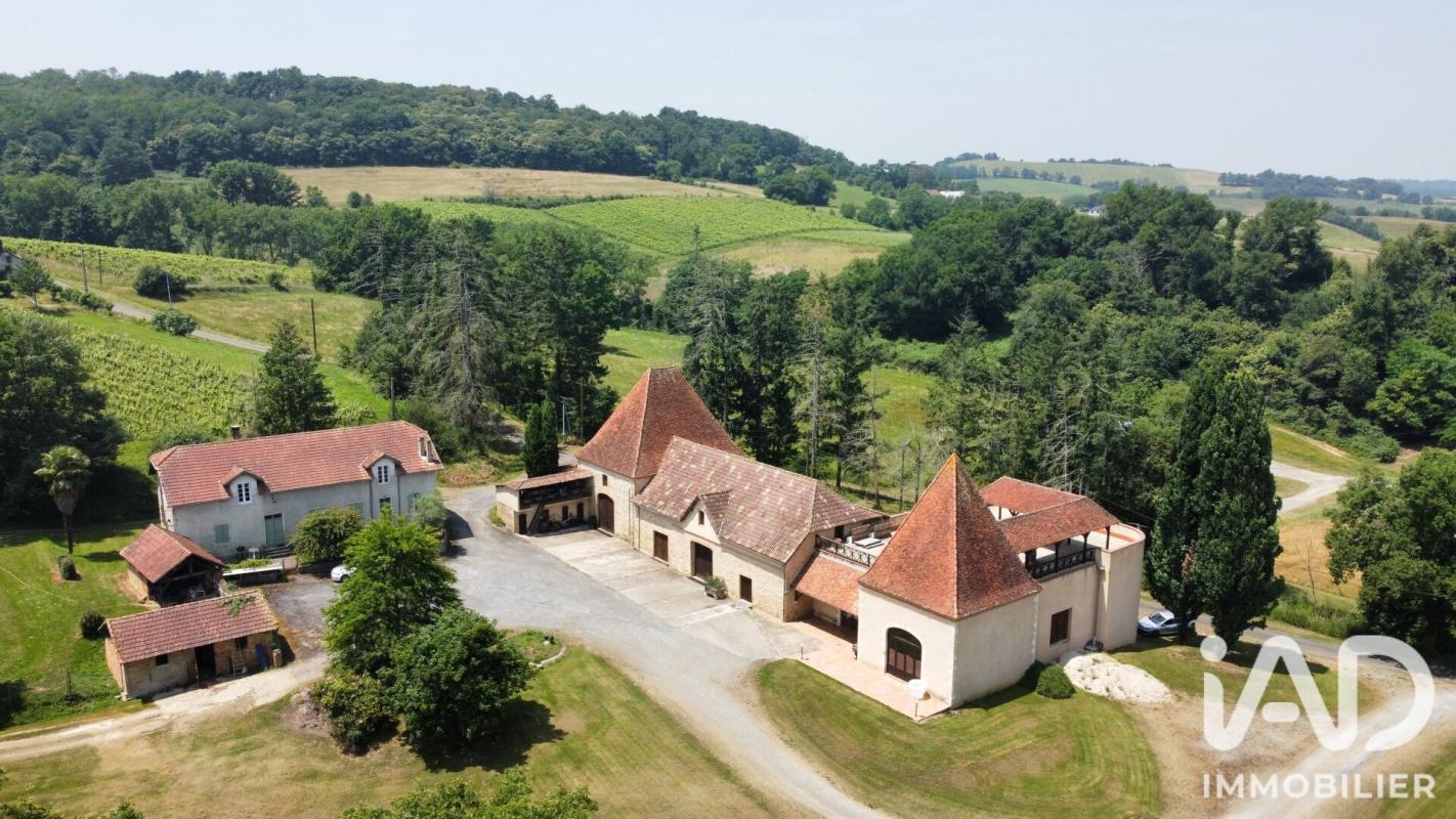 Maison 10 Pièce(s) Aurions-Idernes - Photo 1